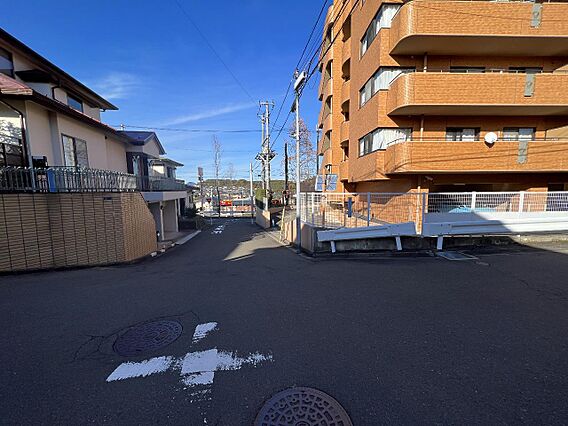 前面道路です。
