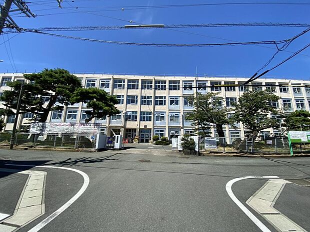 浜松市立高台中学校まで約1340m（徒歩17分）