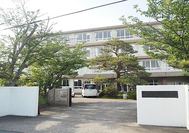 浜松市立芳川小学校まで約170m