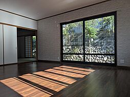 川西市　畦野駅 徒歩7分　軽量鉄骨造　外壁塗装完了しました 4LDKのリビング/ダイニング