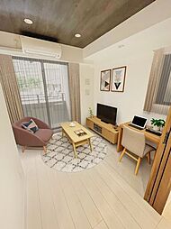 ＸＥＢＥＣ北新宿（ジーベックキタシンジュク） 701 7階2Kのリビング/ダイニング