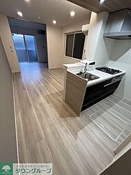 セレスティア小豆沢 303 3階2LDKのリビング/ダイニング