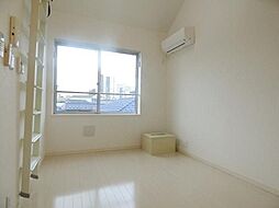 ブルーム北千住 203 2階ワンルームのリビング/ダイニング