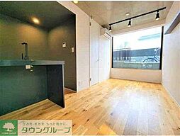 ｔｒｉａｓ333 1階ワンルームのリビング/ダイニング