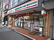 セブンイレブン 670m