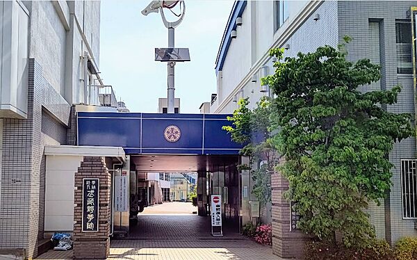 武蔵野中学校　約1760m