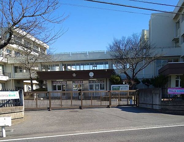 豊野小学校　約1500ｍ
