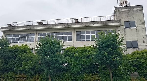 栄中学校　徒歩約23分（1830ｍ）