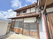 東生駒駅より徒歩11分 1階 築56年の賃貸物件