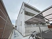 前栽駅より徒歩8分 3階 築1年の賃貸物件