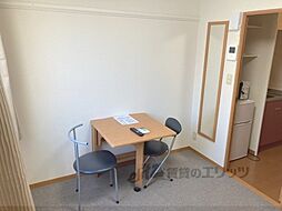 レオパレス伏見I 103 1階1Kのリビング/ダイニング