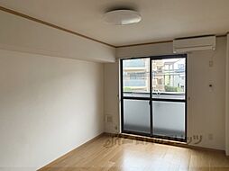 シュテルン星田 203 2階ワンルームのリビング/ダイニング