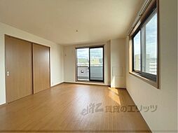 クレスト東生駒 301 3階3LDKのリビング/ダイニング