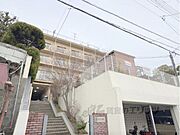 富雄駅より徒歩5分 3階 築58年9ヶ月の賃貸物件