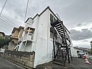富雄駅より徒歩12分 2階 築34年7ヶ月の賃貸物件