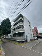 真駒内駅より徒歩15分 4階 築23年8ヶ月の賃貸物件