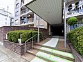 【エントランス...