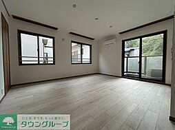 元麻布フォレストプラザII 201 2階1LDKのリビング/ダイニング