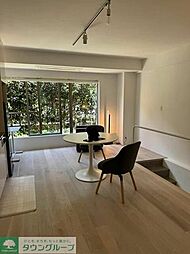 ヒルハイツ代官山 1 1階1LDKのリビング/ダイニング