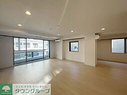 Ｈ＆Ｍ南青山　ＥＡＳＴ E201 2階1LDKのリビング/ダイニング