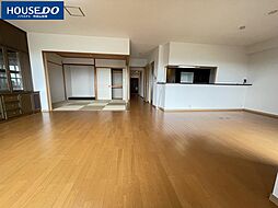 ユニーブル高野台北 2SLDKのリビング/ダイニング