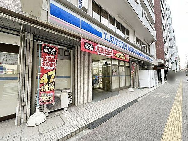 ローソン文京音羽一丁目店 徒歩1分。 80m