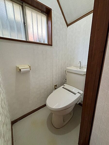 detached 埼玉県比企郡吉見町大字南吉見1990-16

地図を見る