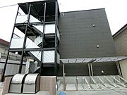 坂戸駅より徒歩12分 築8年 3階建の賃貸物件