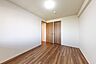 室内：広さを抑えたお部屋は、お子さまのお部屋としてはもちろんの事、趣味部屋、書斎やテレワークのスペースとしても、様々な用途で活用することができます。