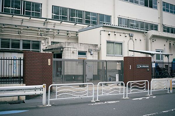 江東区立第二砂町中学校 徒歩15分。 1190m