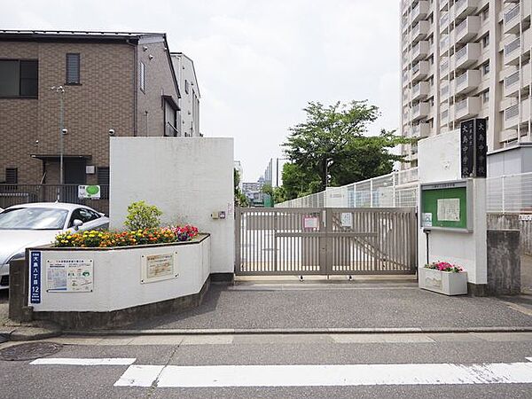 江東区立大島中学校 徒歩10分。 750m