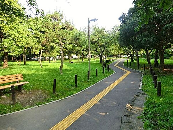 南砂三丁目公園 徒歩14分。 1110m