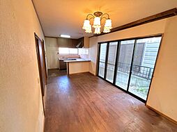 市川市曽谷4丁目 5LDKのリビング/ダイニング