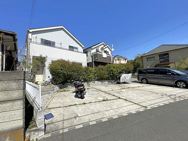 ご家族それぞれの車保有や来客時も安心できる駐車スペース◎