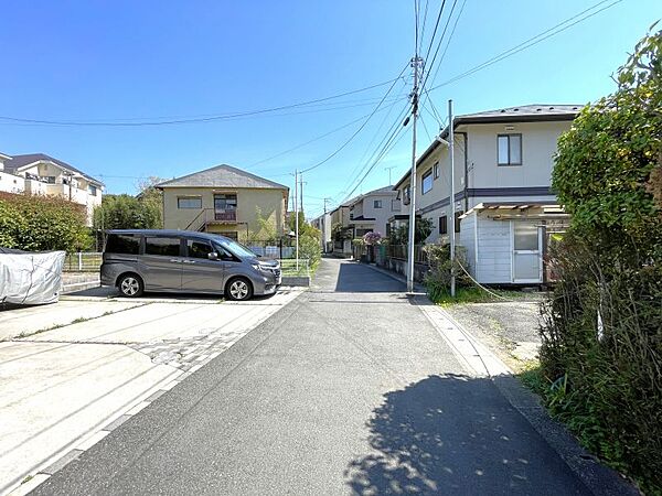 南面道路なので陽当たり良好です☆彡
