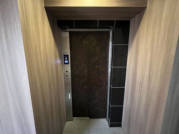 エレベーター付きで部屋までの昇り降りも楽々です♪