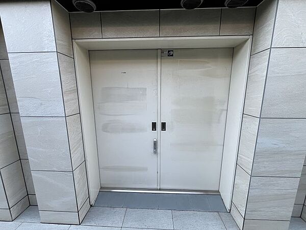 【ゴミ置き場】敷地内にゴミ集積所が設置してあるのでゴミ出しがラクです♪