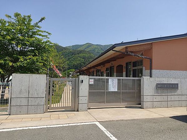 須坂市立 豊丘保育園 1070m
