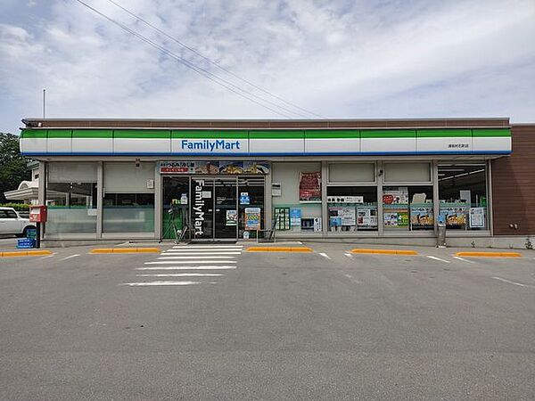 ファミリーマート 須坂村石町店 2210m