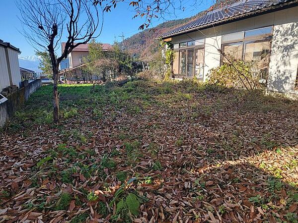 南側には広々としたお庭が◎