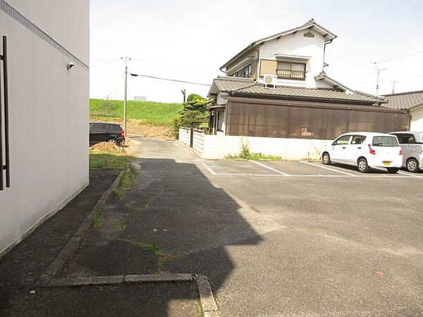 前面道路南側私道幅員3.0ｍ間口12.0ｍ