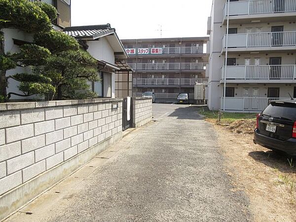 前面道路南側私道幅員3.0ｍ間口12.0ｍ