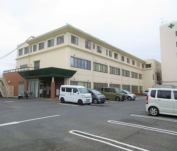 岡山第一病院 720m