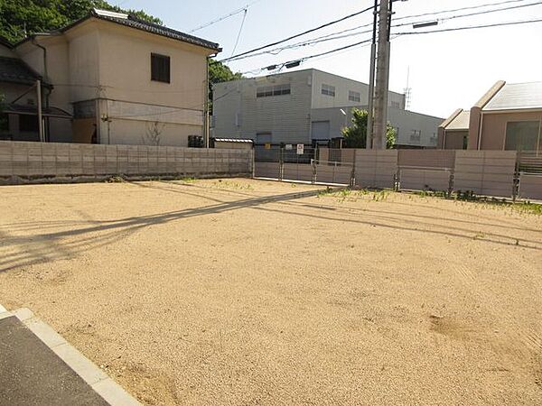 閑静な住宅地　スーパー・銀行等徒歩圏