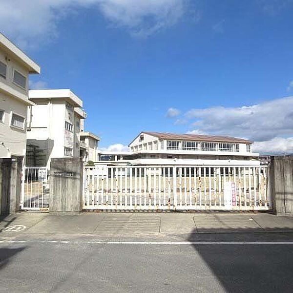岡山市立宇野小学校 600m