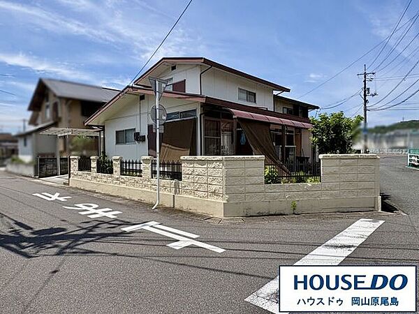 北側と東側道路の解放感ある角地となっております。