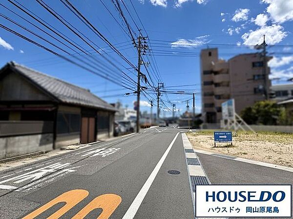 北側前面道路は約6.5ｍの幅員です。