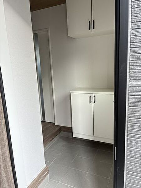 玄関を拡大表示