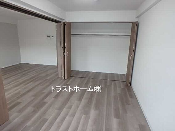 洋室10.9帖