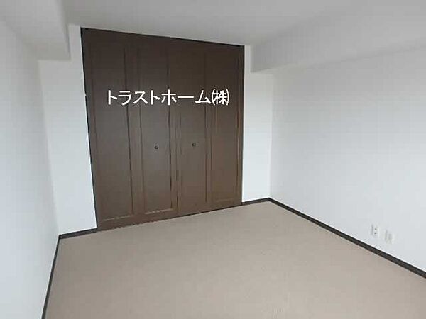 洋室7.7帖